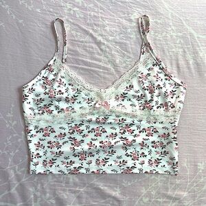 cropped floral tanktop with lace detailing (never worn)